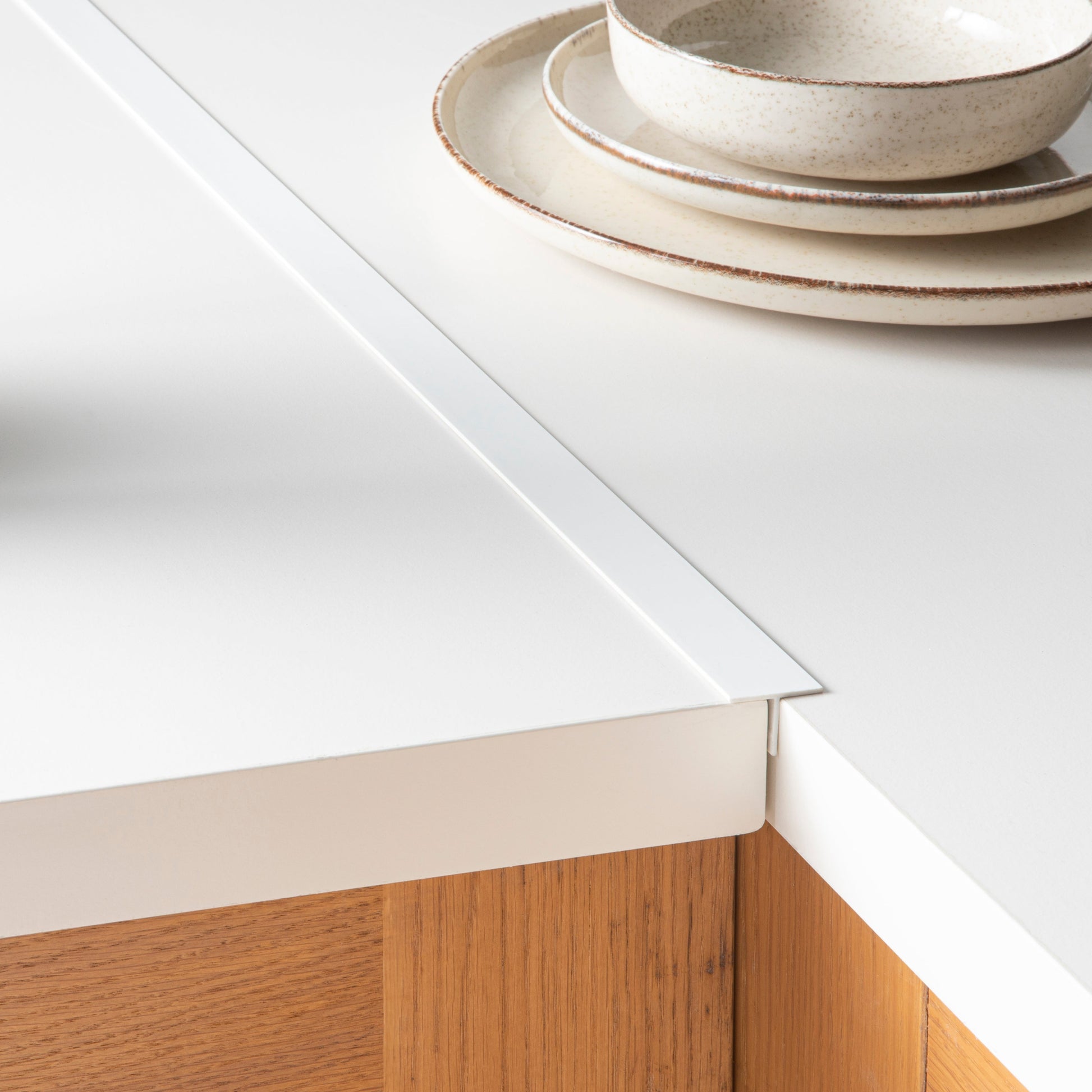 POFILO PIATTO IN ALLUMINIO ANODIZZATO 20X2MM 2,5M OPACO - fyfy7